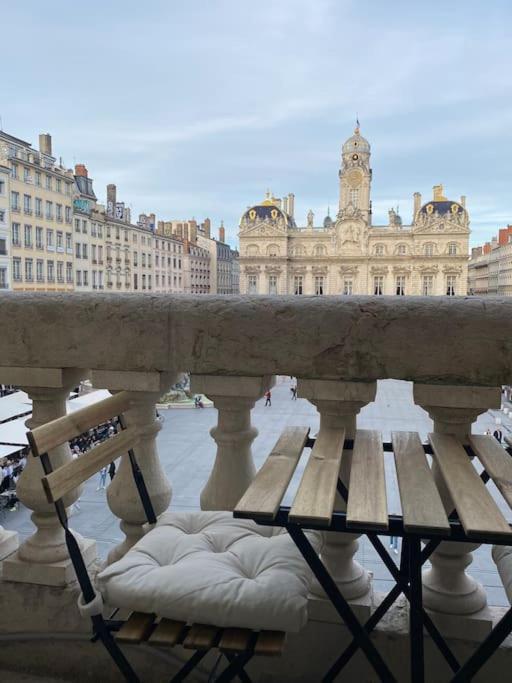 Grand Balcon Place Des Terreaux 里昂 外观 照片